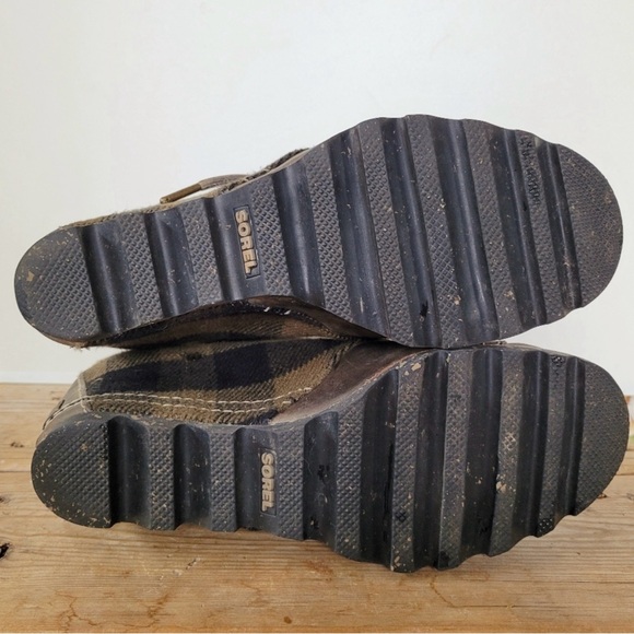 Sorel PDX Wedge Olive Green Buffalo Plaid Lace Up Boot - Picture 7 of 15